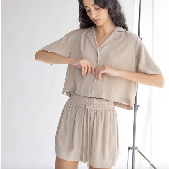 OAK + FORT Pants - NWT:  Oak + Fort  Elastic Waist Shorts Size XS